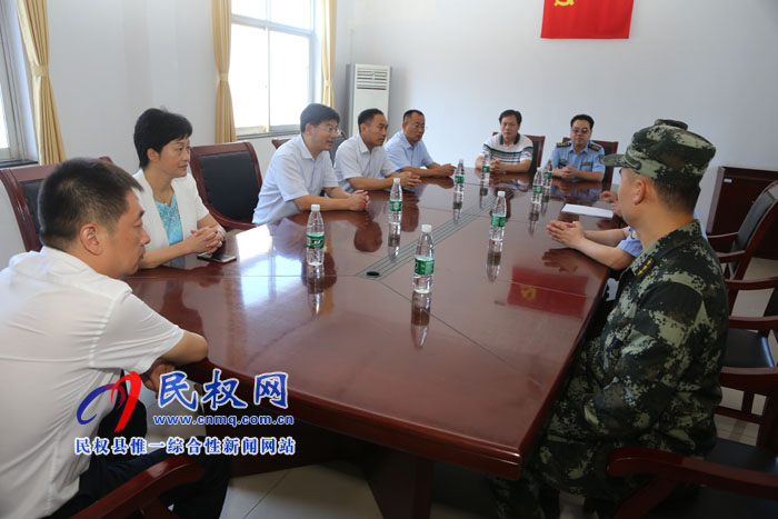 八一建軍節(jié):縣領(lǐng)導(dǎo)慰問駐民官兵 八一建軍節(jié):縣領(lǐng)導(dǎo)慰問駐民官兵