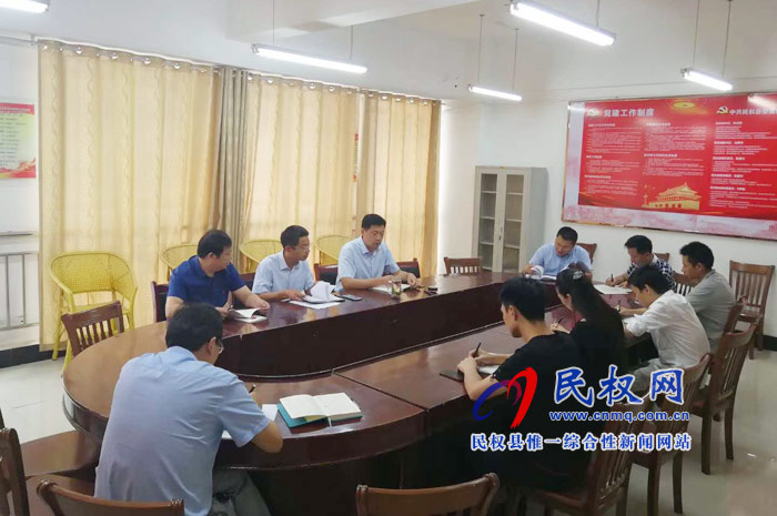 我縣各單位、各鄉(xiāng)鎮(zhèn)（街道辦）迅速傳達(dá)貫徹全縣全面提升脫貧攻堅(jiān)質(zhì)量決戰(zhàn)決
