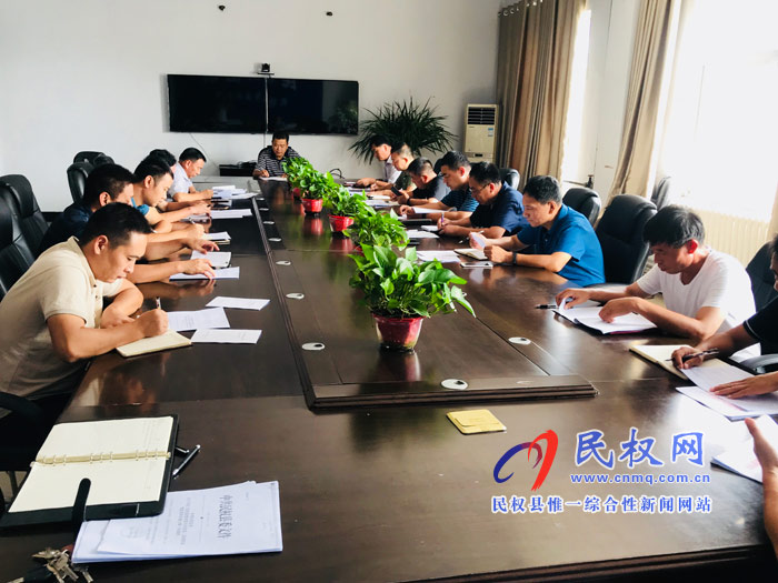 我縣各單位、各鄉(xiāng)鎮(zhèn)（街道辦）迅速傳達(dá)貫徹全縣全面提升脫貧攻堅(jiān)質(zhì)量決戰(zhàn)決