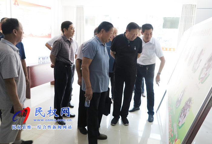 市關工委執(zhí)行主任周金鐸到我縣關工委檢查指導“學校放假 社區(qū)關愛”工作
