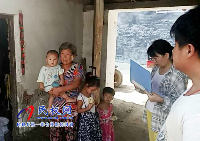 縣民政局深入基層開展醫(yī)療救助入戶核準(zhǔn)工作 縣民政局深入基層開展醫(yī)療救助入戶核準(zhǔn)工作