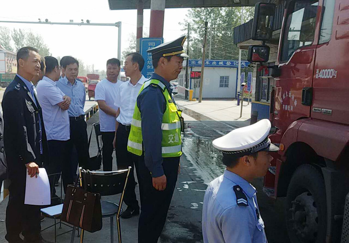 省環(huán)保督察組到我縣督導(dǎo)檢查柴油車污染防治和飲用水水源地環(huán)境保護工作 省環(huán)保督察組到我縣督導(dǎo)檢查柴油車污染防治和飲用水水源地環(huán)境保護工作