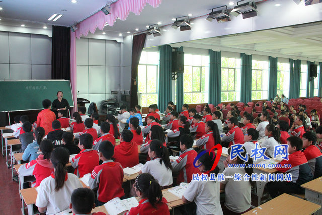 縣實(shí)驗(yàn)小學(xué)課堂教學(xué)展示月活動(dòng)暨優(yōu)質(zhì)課評(píng)選活動(dòng)啟動(dòng) 縣實(shí)驗(yàn)小學(xué)課堂教學(xué)展示月活動(dòng)暨優(yōu)質(zhì)課評(píng)選活動(dòng)啟動(dòng)