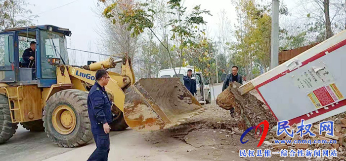 民權(quán)縣交通運輸局:積極開展公路非法廣告牌專項治理 民權(quán)縣交通運輸局:積極開展公路非法廣告牌專項治理