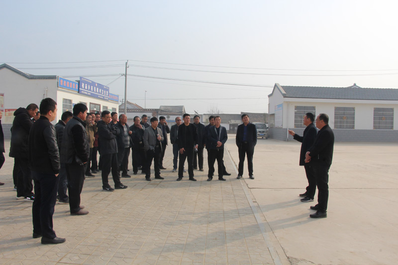 褚廟鄉(xiāng)組織開展人居環(huán)境觀摩評比活動 褚廟鄉(xiāng)組織開展人居環(huán)境觀摩評比活動