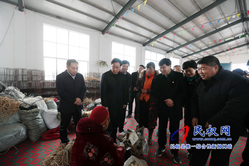 我縣開展2018年下半年鄉(xiāng)鎮(zhèn)(街道)重點(diǎn)工作巡查觀摩活動 我縣開展2018年下半年鄉(xiāng)鎮(zhèn)(街道)重點(diǎn)工作巡查觀摩活動