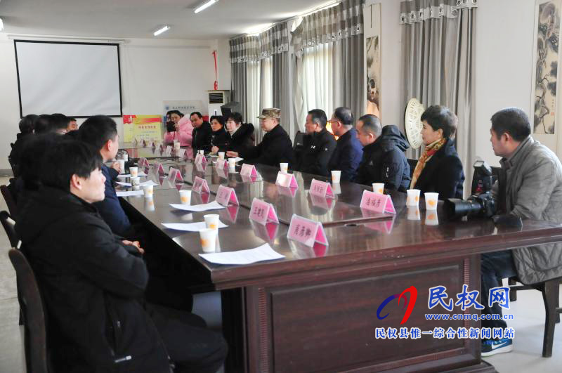 十二屆全國(guó)政協(xié)委員、鄭州市政協(xié)十三屆副主席朱專(zhuān)興到我縣調(diào)研文化產(chǎn)業(yè)促進(jìn)農(nóng)村農(nóng)民脫貧致富工作