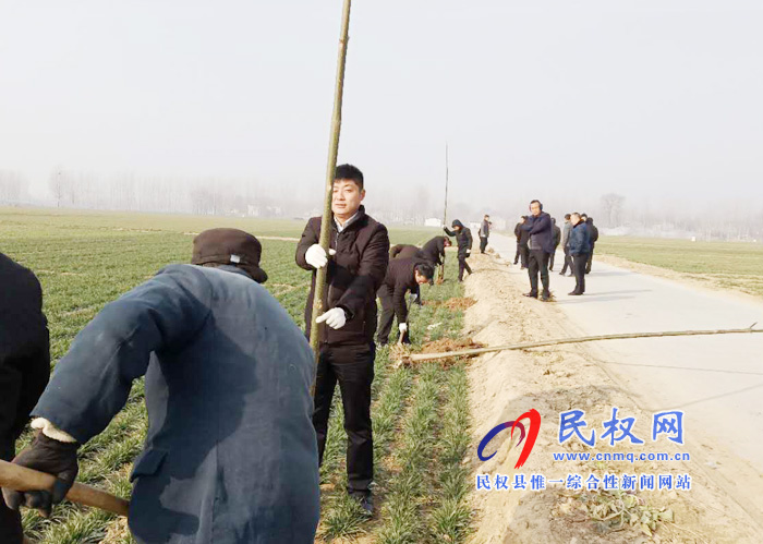 我縣各鄉(xiāng)鎮(zhèn)(街道辦)開展新春植樹活動(dòng) 我縣各鄉(xiāng)鎮(zhèn)(街道辦)開展新春植樹活動(dòng)