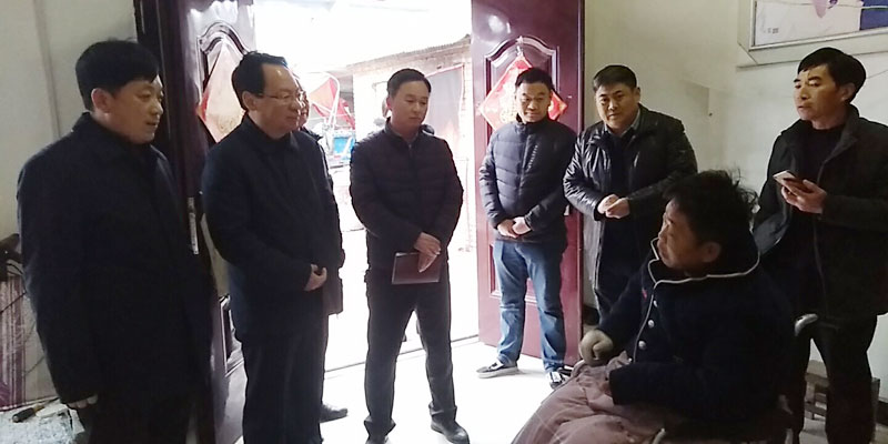縣委常委、常務(wù)副縣長李啟峰到林七鄉(xiāng)調(diào)研督導(dǎo)脫貧攻堅(jiān)工作