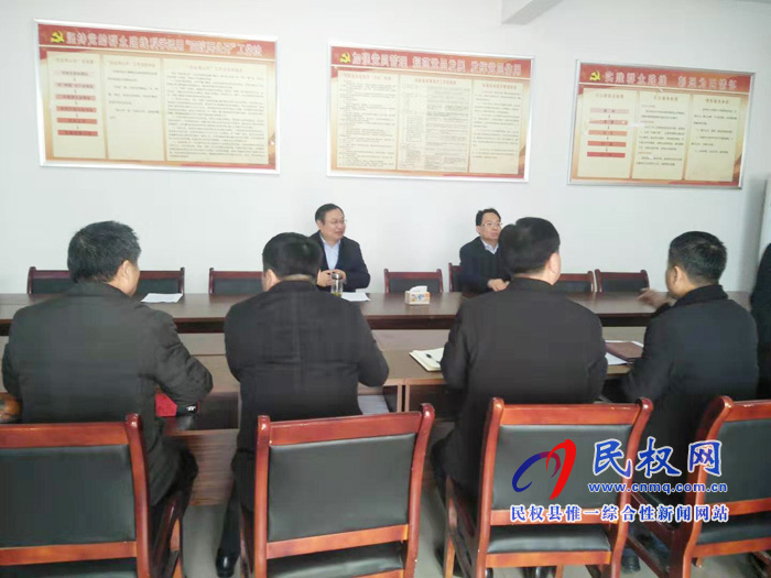 市委常委、常務(wù)副市長吳祖明到龍?zhí)伶?zhèn)邢莊村開展“三·五”基層工作日活動(dòng)