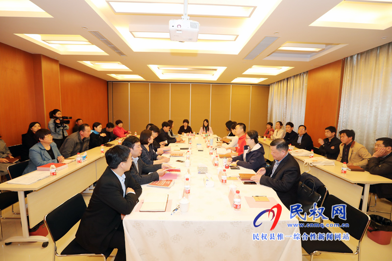 縣委副書記、縣長張團結(jié)到天明民權(quán)葡萄酒有限公司調(diào)研