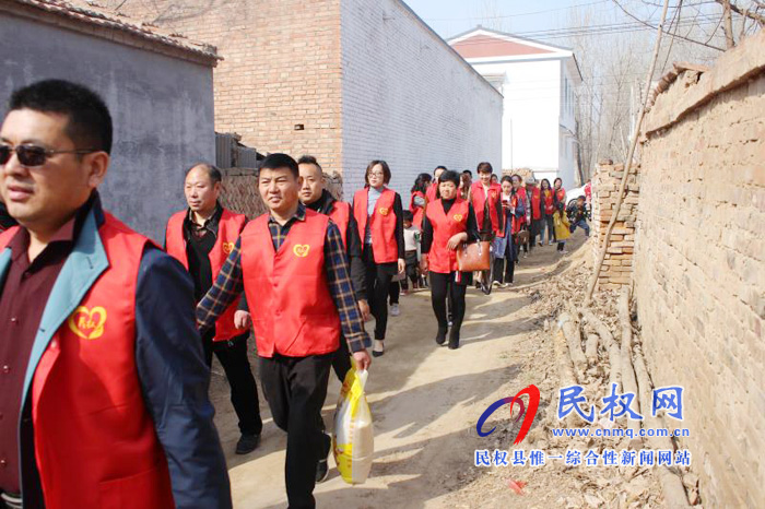 民權(quán)公益聯(lián)盟看望慰問(wèn)腦癱患者袁鳳蓮
