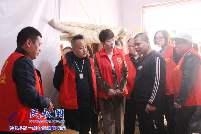 民權(quán)公益聯(lián)盟看望慰問(wèn)腦癱患者袁鳳蓮