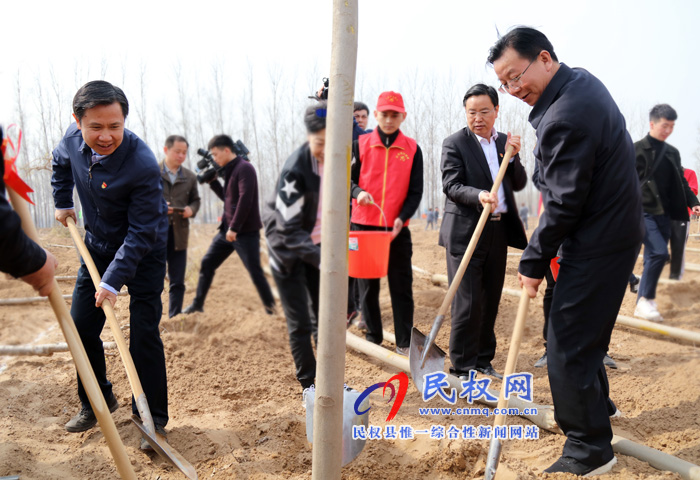共植媒體林 同迎故道春——省委常委、宣傳部長(zhǎng)江凌蒞民植新綠、造“媒林”