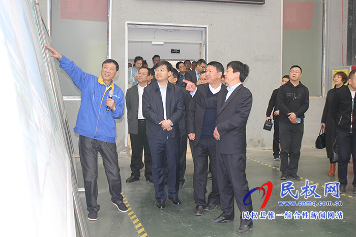 中國模板腳手架協(xié)會陸貽杰、高峰到我縣高新區(qū)參觀考察