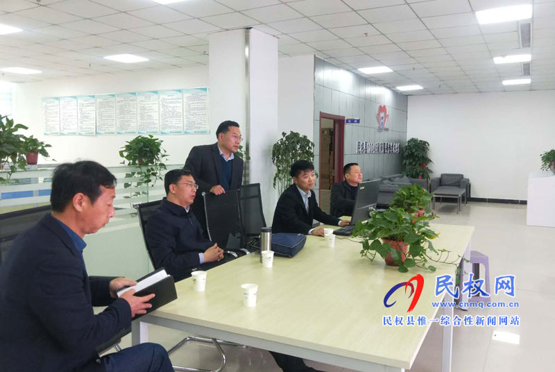 縣委常委、紀委書記、縣監(jiān)察委主任張亞光到12345政府服務熱線辦公室檢查熱線工作