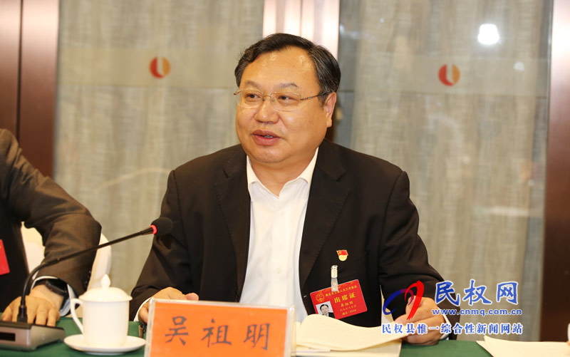 市政協(xié)主席曾昭寶參加民權(quán)代表團(tuán)審議市政府工作報(bào)告和計(jì)劃、財(cái)政工作報(bào)告