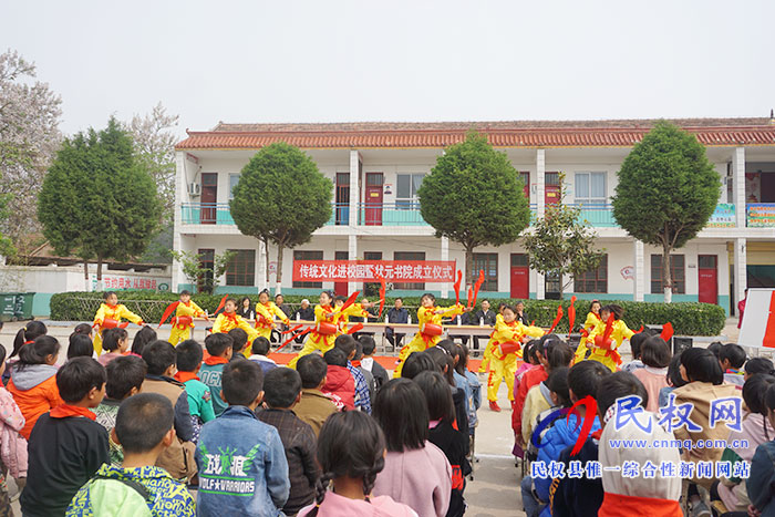 縣文聯(lián)、關(guān)工委舉辦傳統(tǒng)文化進(jìn)校園活動