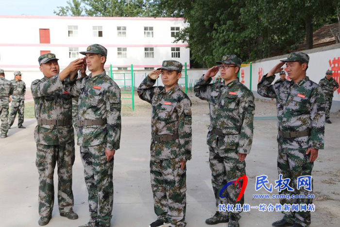 老顏集鄉(xiāng):開展基干民兵點(diǎn)驗(yàn)活動(dòng) 老顏集鄉(xiāng):開展基干民兵點(diǎn)驗(yàn)活動(dòng)