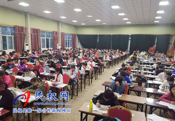 大山外語學(xué)業(yè)水平測評暨學(xué)業(yè)規(guī)劃家庭教育講座召開