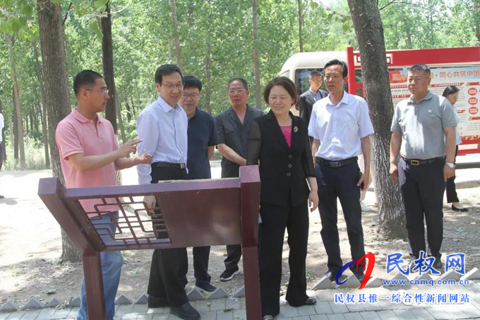 省高級人民法院副院長史小紅到定點(diǎn)幫扶責(zé)任村孟莊調(diào)研 省高級人民法院副院長史小紅到定點(diǎn)幫扶責(zé)任村孟莊調(diào)研