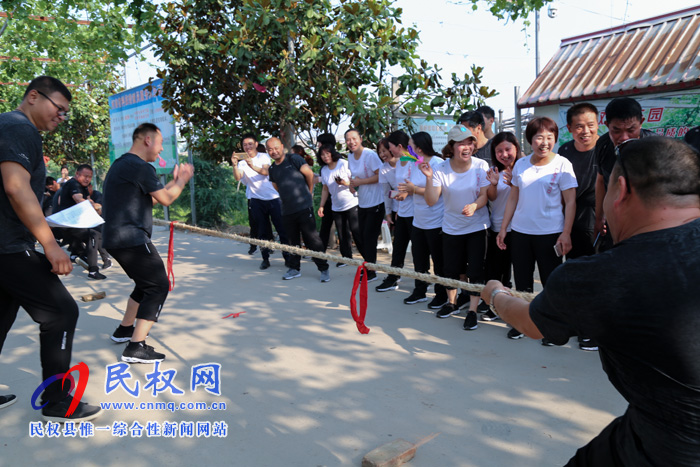 人和鎮(zhèn)舉辦“不忘初心 暢游美麗人和” 主題徒步健身活動