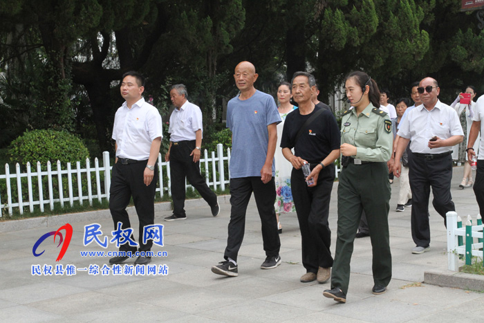 縣老干部局開展“迎七一 不忘初心 牢記使命”主題教育活動 縣老干部局開展“迎七一 不忘初心 牢記使命”主題教育活動