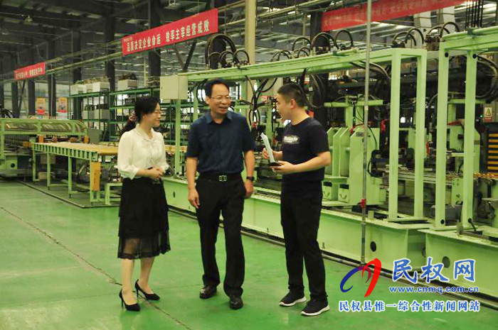 縣委常委、常務副縣長李啟峰深入企業(yè)檢查安全生產(chǎn)工作