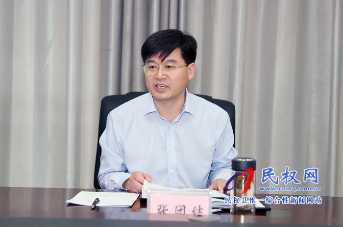 市人大常委會(huì)副主任、縣委書記姬脈常主持召開書記辦公會(huì)
