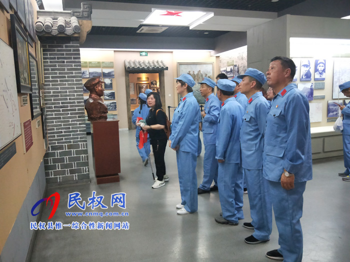 民權高新區(qū)組織非公企業(yè)開展“不忘初心，牢記使命”紅色主題教育實踐活動