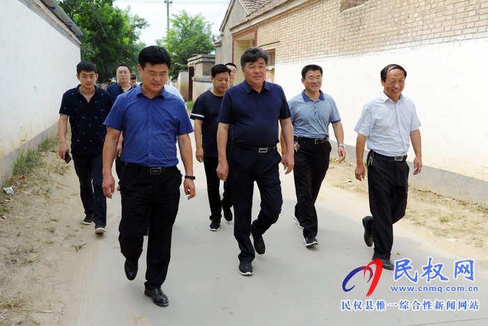 市人大常委會副主任、市總工會主席劉沛到白云寺鎮(zhèn)開展三五基層工作日活動