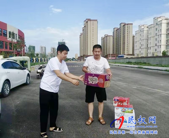 民權(quán)縣幼兒園工會組織慰問復(fù)轉(zhuǎn)軍人職工活動(dòng) 民權(quán)縣幼兒園工會組織慰問復(fù)轉(zhuǎn)軍人職工活動(dòng)