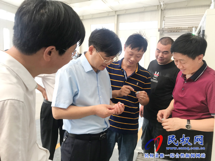 縣委副書記、縣長張團(tuán)結(jié)走訪調(diào)研企業(yè) 傾聽企業(yè)訴求 協(xié)調(diào)解決發(fā)展難題 實(shí)現(xiàn)高質(zhì)量發(fā)展