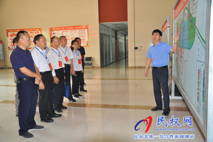 市政協(xié)評(píng)議組蒞民評(píng)議市生態(tài)環(huán)境局工作 市政協(xié)評(píng)議組蒞民評(píng)議市生態(tài)環(huán)境局工作