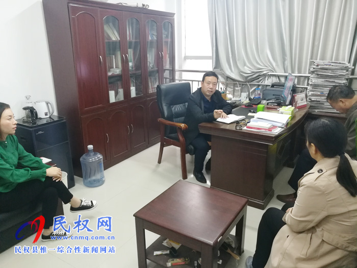 我縣各單位、鄉(xiāng)鎮(zhèn)（街道）傳達(dá)貫徹全縣脫貧攻堅(jiān)工作推進(jìn)會(huì)議精神