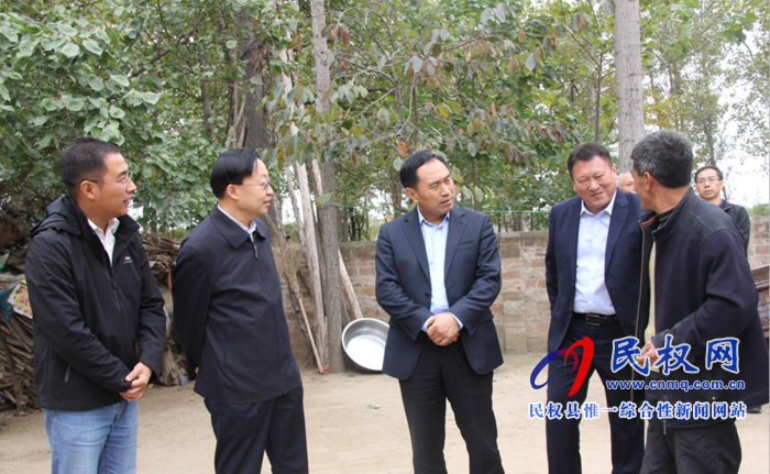 省法院黨組成員、副院長(zhǎng)王韶華到民權(quán)縣孟莊村調(diào)研脫貧攻堅(jiān)工作