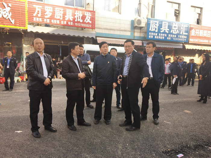 縣領導房季、陳鴻志督查調研文明城創(chuàng)建工作
