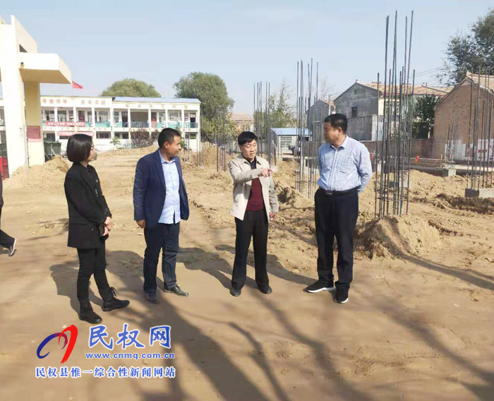 縣委常委、副縣長房季到孫六鎮(zhèn)劉炳莊村督導工程進度