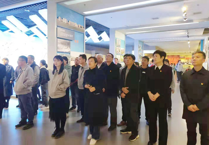 民權高新區(qū)組織非公企業(yè)開展“不忘初心，牢記使命”革命傳統(tǒng)教育實踐活動