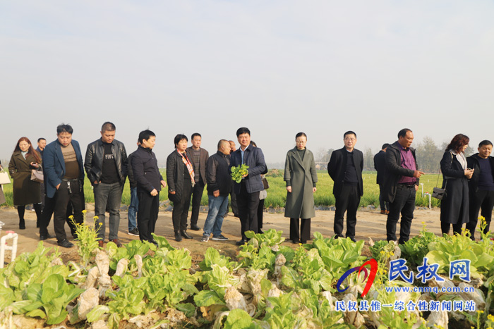 商丘市計(jì)生協(xié)生育關(guān)懷工作現(xiàn)場(chǎng)會(huì)在民權(quán)縣白云寺鎮(zhèn)召開(kāi)