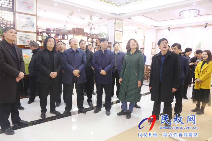 南陽(yáng)市政協(xié)考察團(tuán)蒞臨我縣考察參觀 南陽(yáng)市政協(xié)考察團(tuán)蒞臨我縣考察參觀