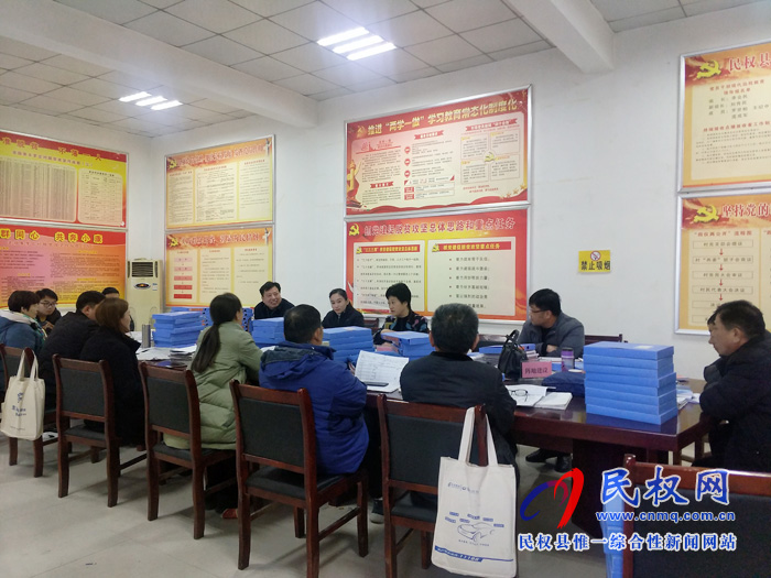 縣人大常委會(huì)主任周燕、副縣長(zhǎng)朱琳深入到老顏集鄉(xiāng)督導(dǎo)脫貧攻堅(jiān)工作