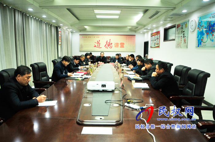 縣委副書記、縣長張團(tuán)結(jié)檢查督導(dǎo)我縣大氣污染防治工作