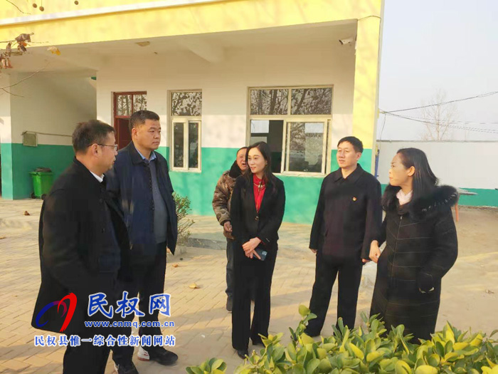 縣委常委、副縣長房季，副縣長朱琳到孫六鎮(zhèn)調(diào)研指導教育工作