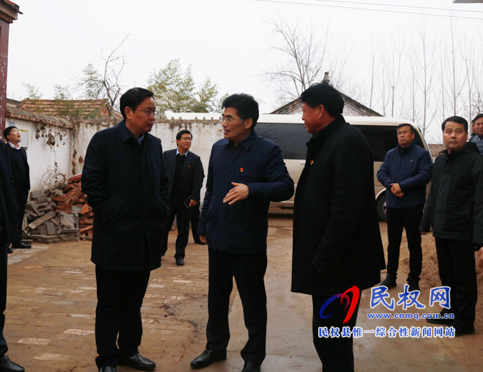 市委書記王戰(zhàn)營到我縣綠洲街道辦事處吳莊村開展“三·五”基層工作日活動 市委書記王戰(zhàn)營到我縣綠洲街道辦事處吳莊村開展“三·五”基層工作日活動