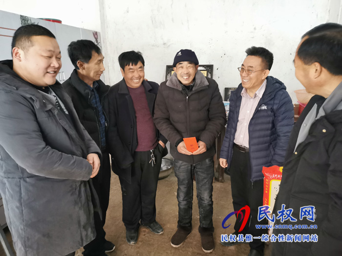 縣畜牧發(fā)展服務(wù)中心到幫扶村開展走訪慰問