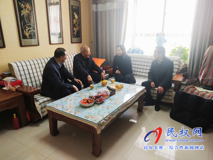 副縣長(zhǎng)朱琳看望慰問(wèn)教育系統(tǒng)離退休老干部 副縣長(zhǎng)朱琳看望慰問(wèn)教育系統(tǒng)離退休老干部