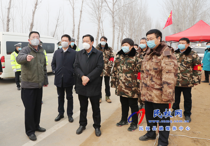 市人大常委會(huì)副主任、縣委書記姬脈常到我縣部分鄉(xiāng)鎮(zhèn)督導(dǎo)疫情防控工作