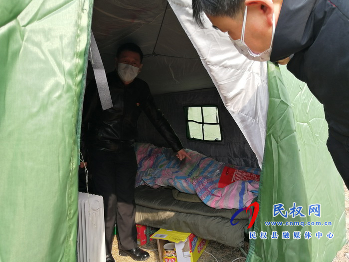 縣委常委、副縣長(zhǎng)房季到孫六鎮(zhèn)督導(dǎo)新型冠狀病毒防控工作