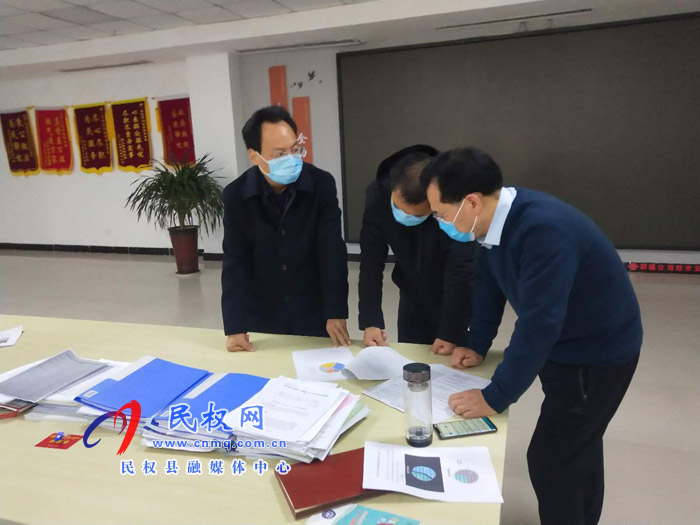縣委常委、常務(wù)副縣長李啟峰到縣12345熱線調(diào)研